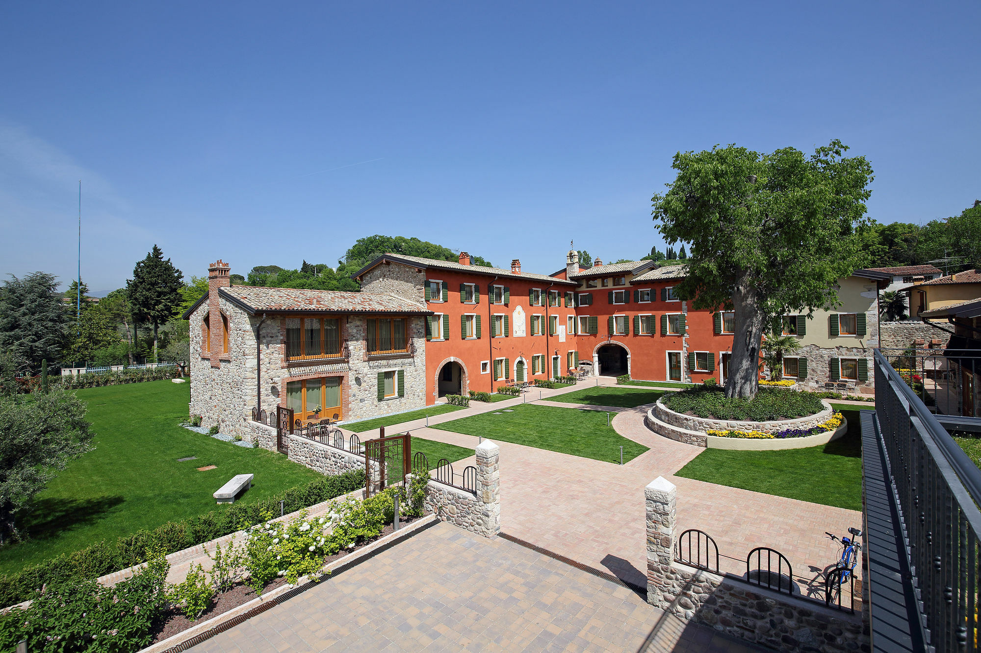 Residence Borgo Mondragon Lazise Luaran gambar
